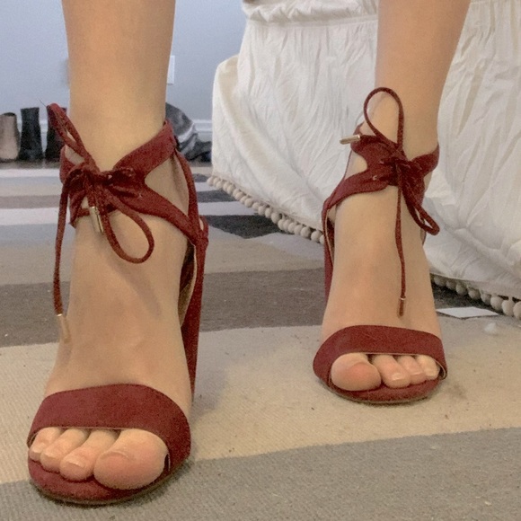 Mary Jane High Heal - Picture 3 of 4